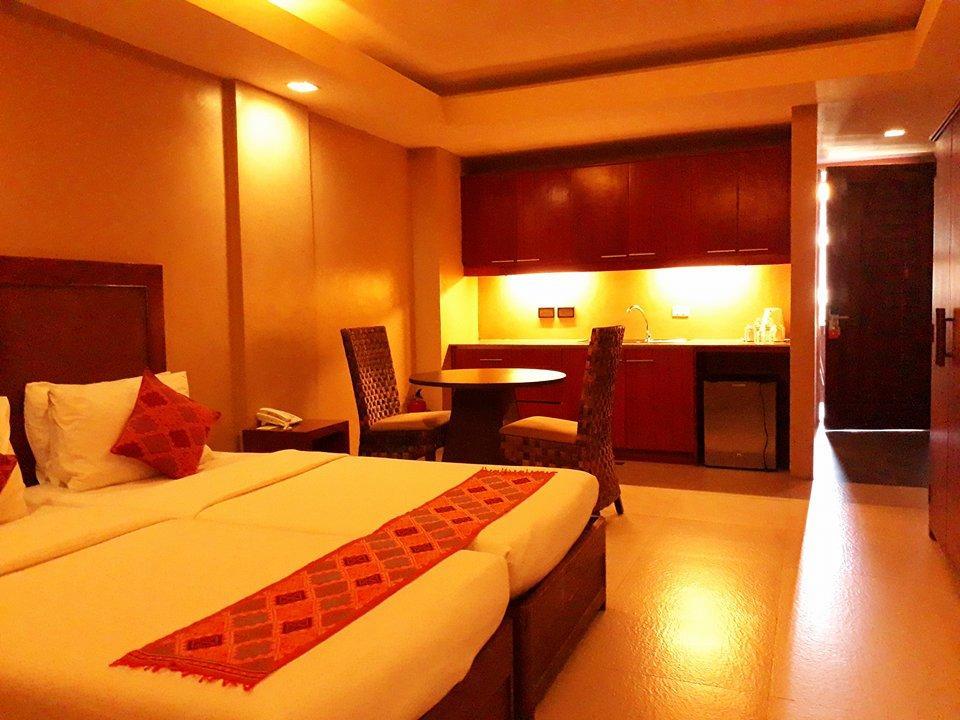 The Palms Of Boracay Hotel Balabag  Buitenkant foto